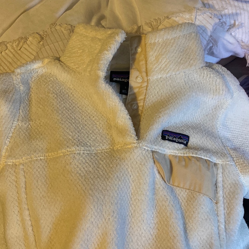 Patagonia Quarter Button